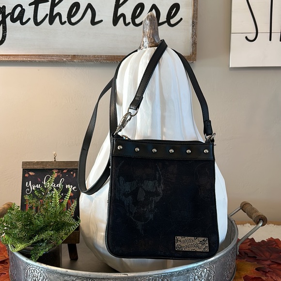 Harley-Davidson Crossbody Skull Purse 💀🖤 - Picture 2 of 12